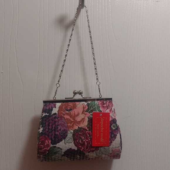 Depeche Mode New York Handbags - NWT Women's Depeche Mode New York Sequin Floral Evening Bag